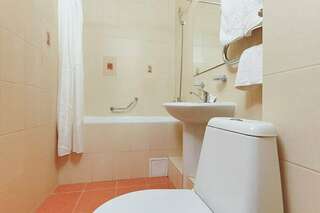 Гостиница Надежда Анапа Стандарт семейный 2 корпус-3